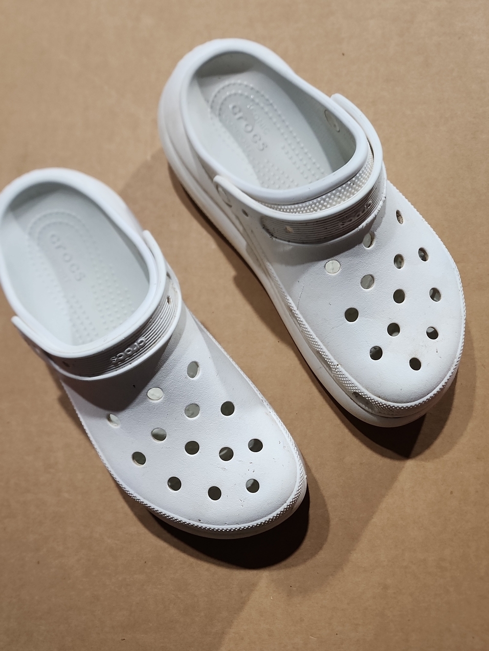 Crocs Classic Crush Clog White Unisex Slip On Platform Sandals  M Sz 9 / W Sz 11